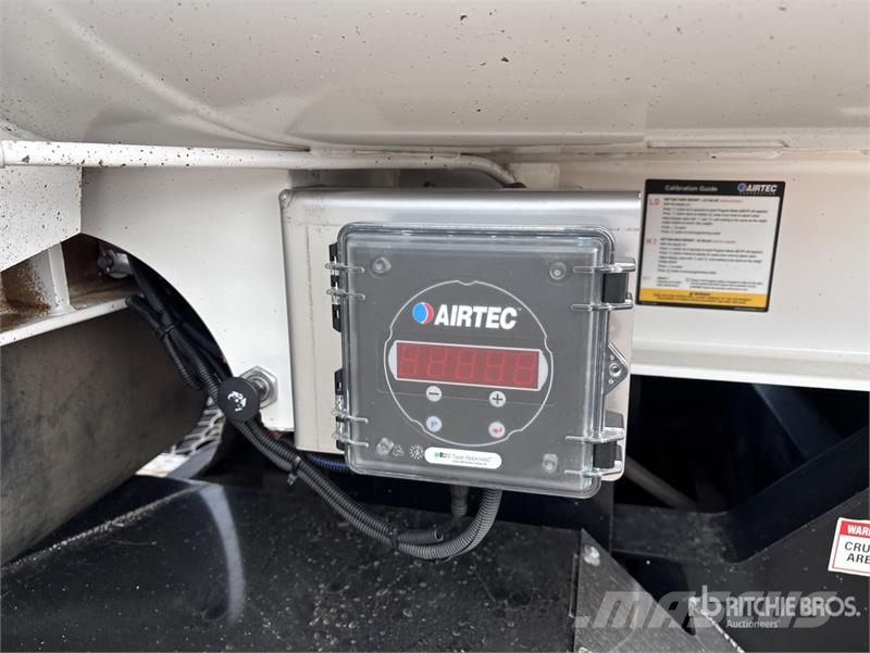 Moore 6.9 m Tri/A B-Double Lead End Dump Trailer Anhænger med tip