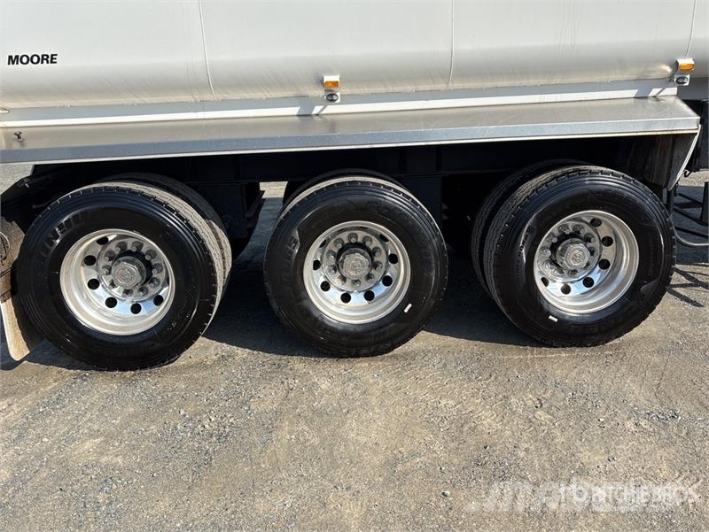 Moore 9.7 m Tri/A End Dump Trailer Ανατρεπόμενες ρυμούλκες