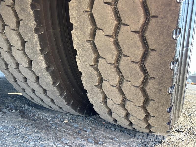 Moore 9.7 m Tri/A End Dump Trailer Ανατρεπόμενες ρυμούλκες