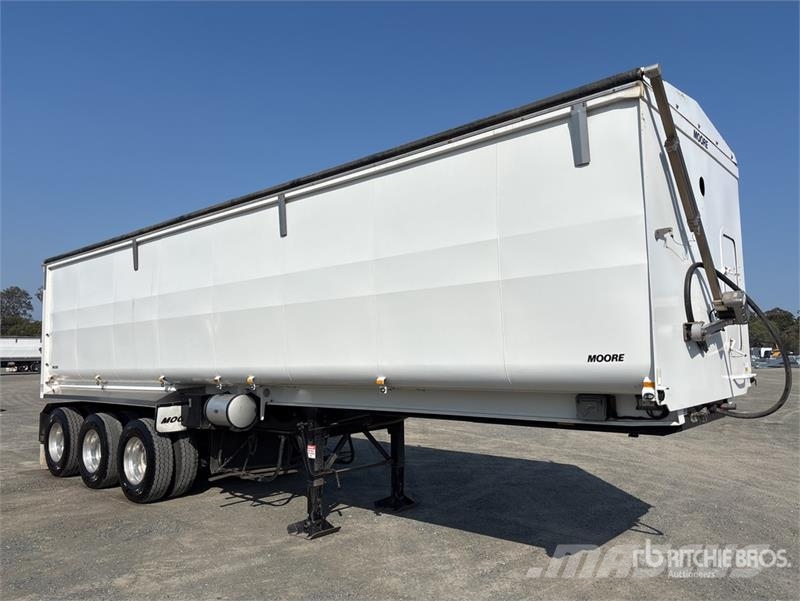Moore 9.7 m Tri/A End Dump Trailer Ανατρεπόμενες ρυμούλκες
