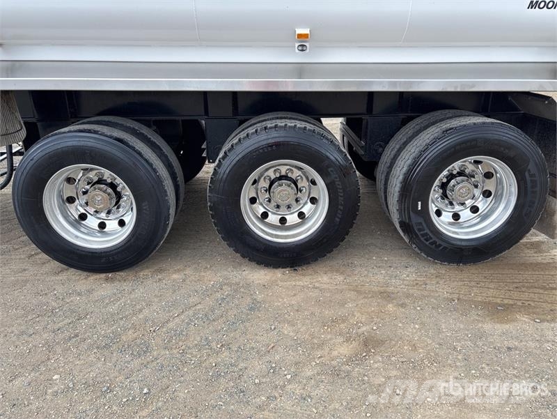 Moore 9.8 m Tri/A End Dump Trailer Tipphengere