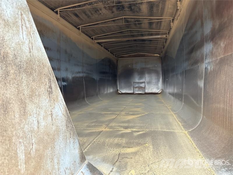 Moore 9.8 m Tri/A End Dump Trailer Tipphengere