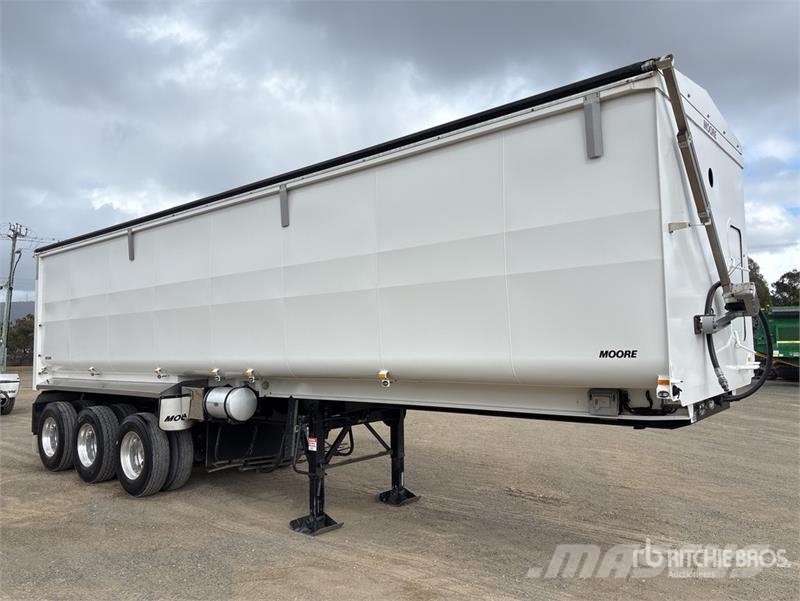 Moore 9.8 m Tri/A End Dump Trailer Tipphengere