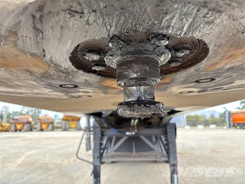 Moore 9.8 m Tri/A End Dump Trailer Tipphengere