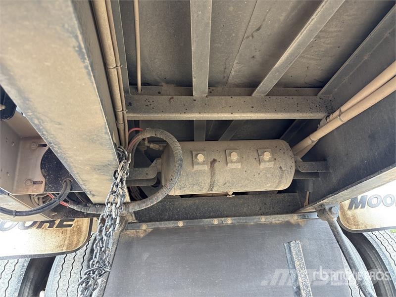 Moore 9.8 m Tri/A End Dump Trailer Tipphengere