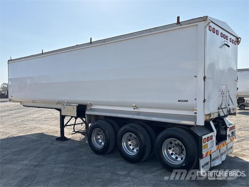 Moore 9.8 m Tri/A End Dump Trailer Tipper trailers