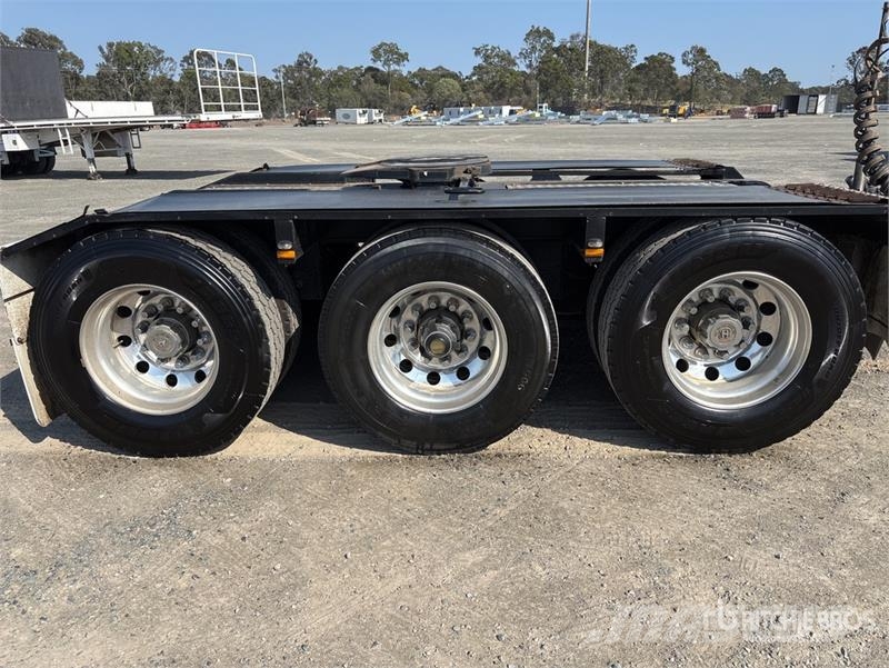 Moore Tri/A Road Train Dolly Dolly-apuvaunut