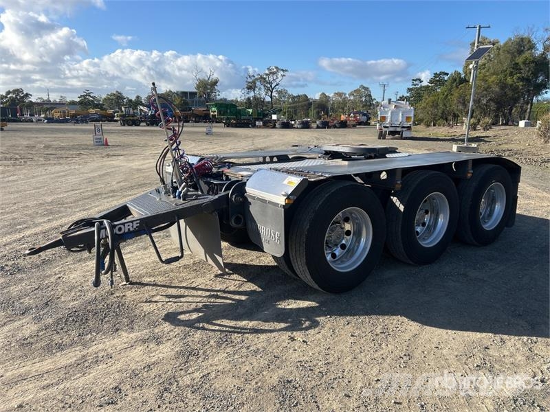 Moore Tri/A Road Train Dolly Dolly trailer