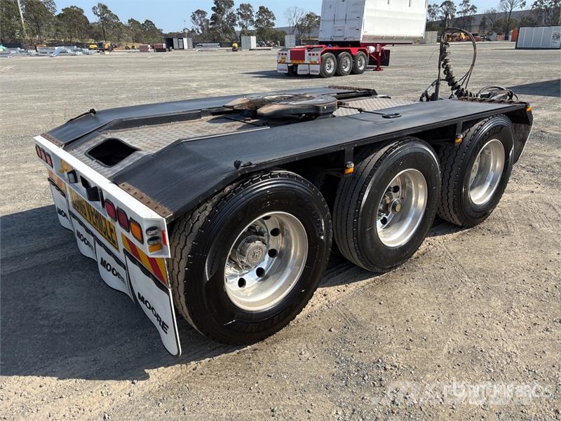 Moore Tri/A Road Train Dolly Dolly-apuvaunut