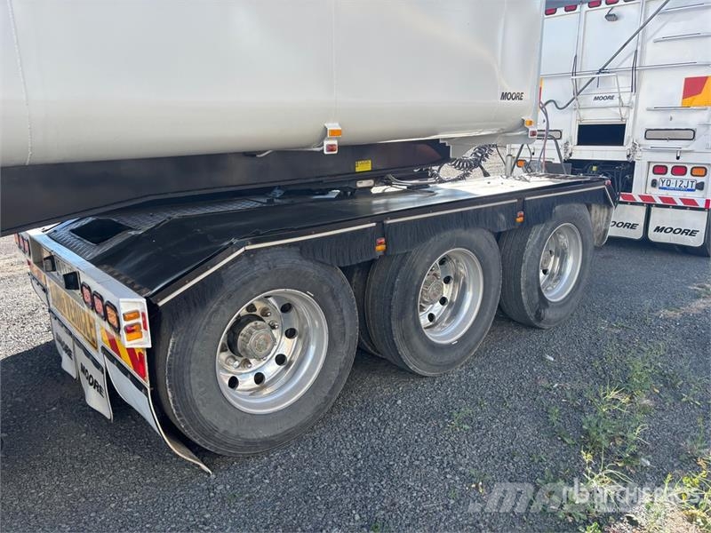  Moore Tri/A Road Train Dolly حاملة نقل رباعية العجلات