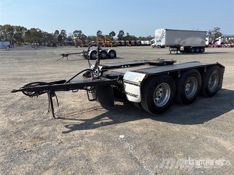 Moore Tri/A Road Train Dolly Dolly-apuvaunut