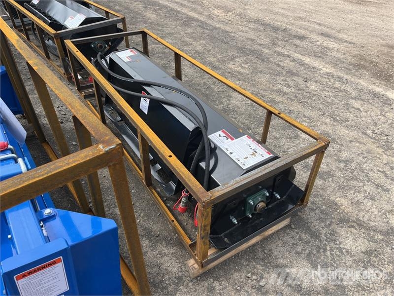 Mower King ECSSTR072 1750 mm Skid Steer Tiller (Un 动力旋转耙