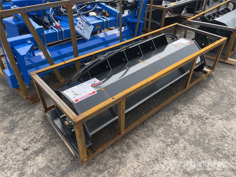 Mower King ECSSTR072 1750 mm Skid Steer Tiller (Un 动力旋转耙