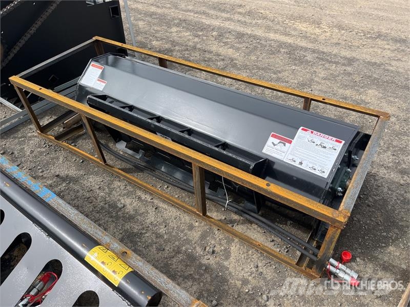 Mower King ECSSTR072 1750 mm Skid Steer Tiller (Un 动力旋转耙