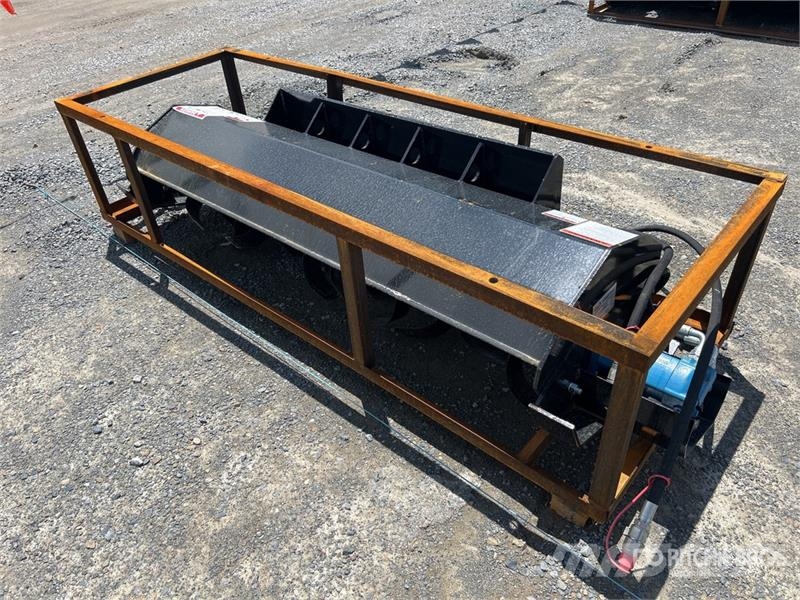  Mower King ECSSTR072 72 in Skid Steer Tiller (Unus 動力耙和旋轉式耕耘機