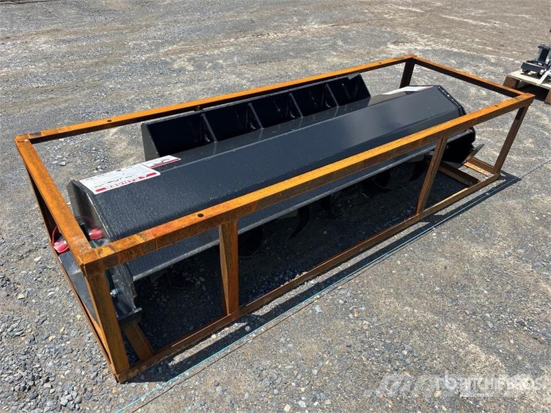  Mower King ECSSTR072 72 in Skid Steer Tiller (Unus 動力耙和旋轉式耕耘機