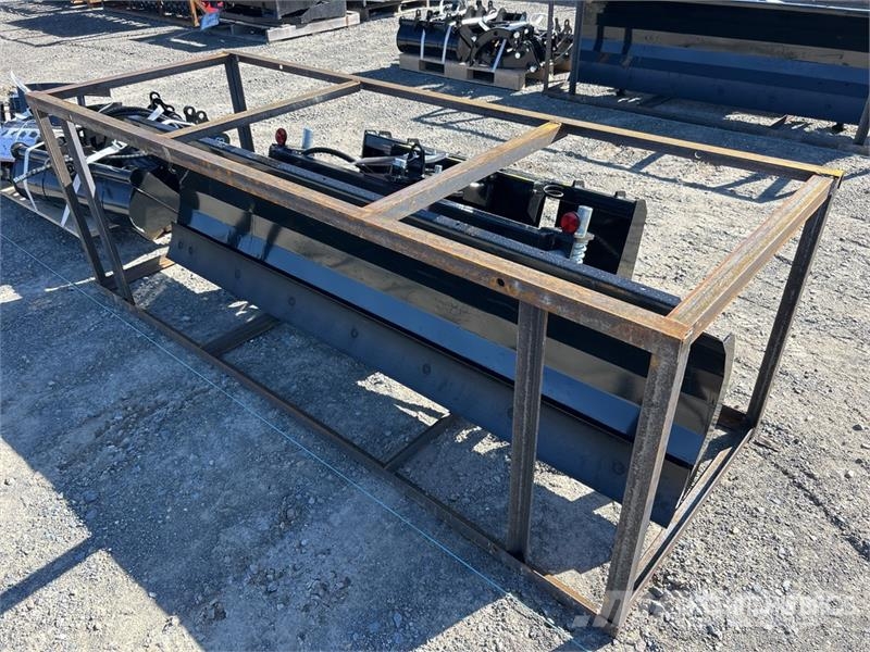 Mower King SPA84 84 in Skid Steer Dozer (Unused) Cuchillas