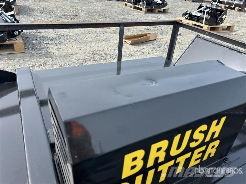  Mower King SSRC 72 in Skid Steer Brush Cutter (Unu 牽引式モア/芝刈り機