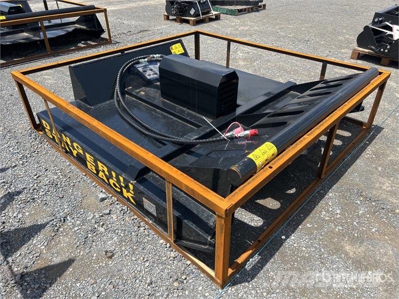 Mower King SSRC 72 in Skid Steer Brush Cutter (Unu Asılı ve çekilir biçme makineleri