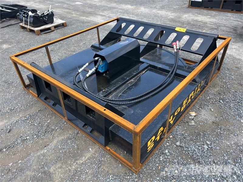  Mower King SSRC 72 in Skid Steer Brush Cutter (Unu Asılı ve çekilir biçme makineleri