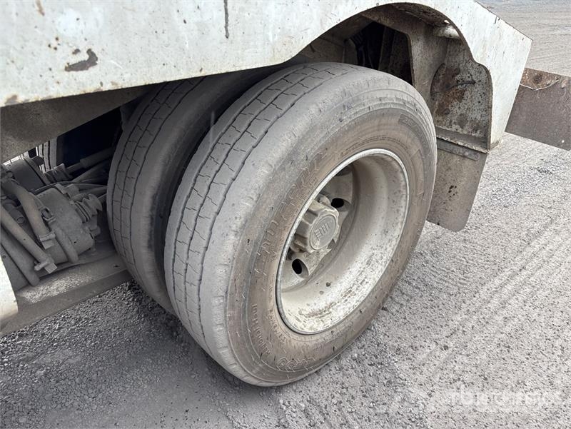 MTE 3 Rows of 8 Hydraulic Widening Lowboy Trailer 平板拖车