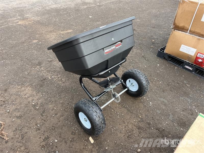 MultiQuip FIS115S 5.6 m Tow-Behind Fertilizer Spreader (Unus Vedelväetise külvikud