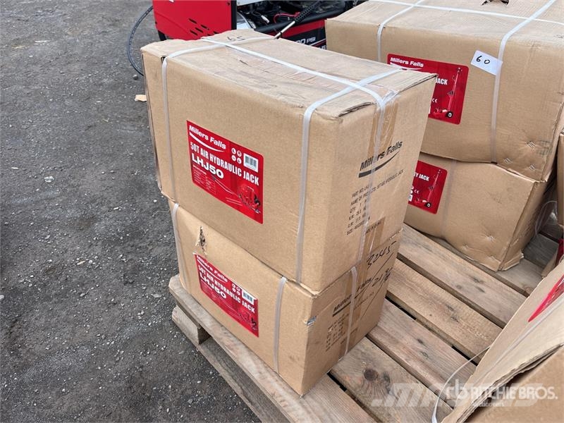 MultiQuip of (2) Multiquip LHJ50 50 Ton Truck Jack (Unused) Utilaje construcții - Altele