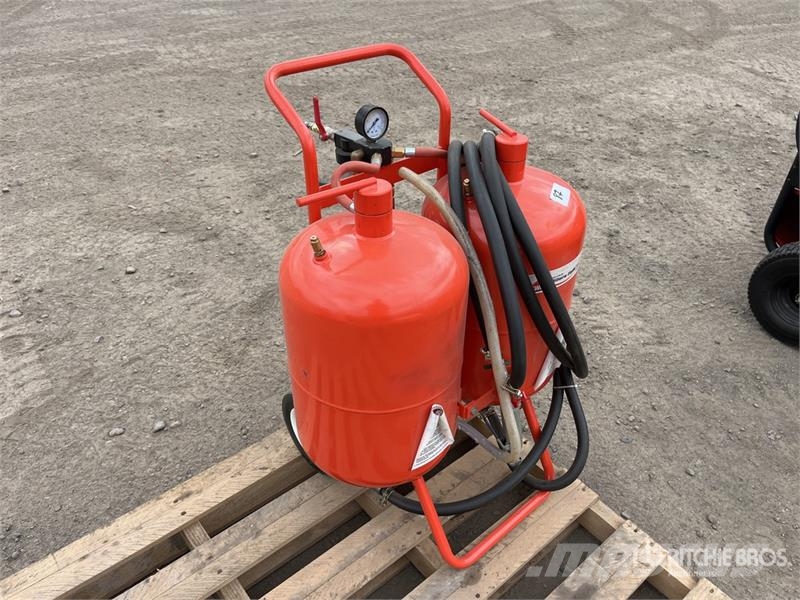 MultiQuip SBSG20 Dual Tank Sand Blaster (Unused) معدات البناء - غير ذلك