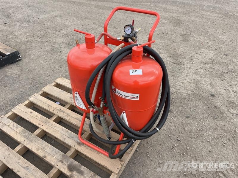 MultiQuip SBSG20 Dual Tank Sand Blaster (Unused) معدات البناء - غير ذلك