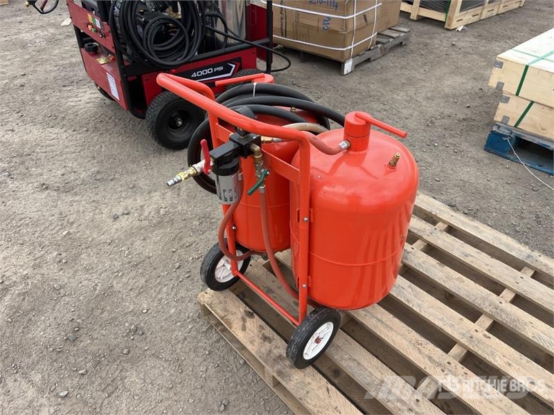 MultiQuip SBSG20 Dual Tank Sand Blaster (Unused) معدات البناء - غير ذلك
