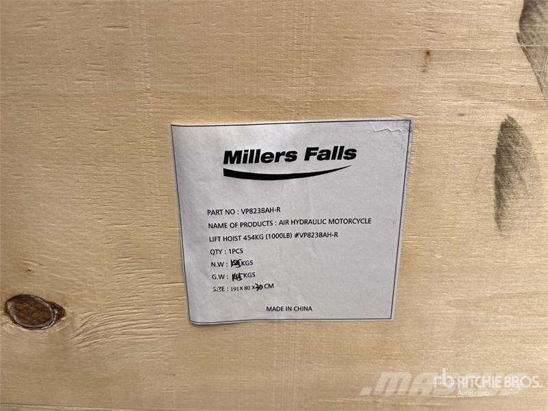 MultiQuip VP8238AH-B 450 kg Motorcycle Vehicle Lift (Unused) Stavebníctvo - ostatné