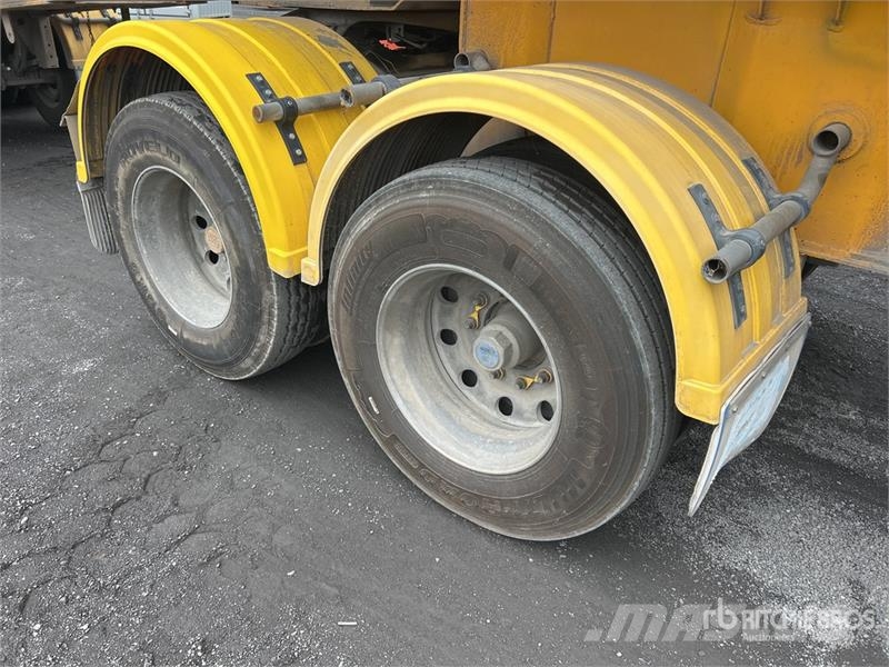  Muscat 14.8 m Bogie/A Stag Combination End Dump Tr Tipper trailers