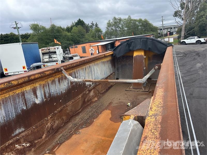  Muscat 14.8 m Bogie/A Stag Combination End Dump Tr Tipper trailers
