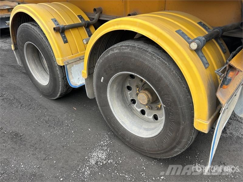 Muscat 14.8 m Bogie/A Stag Combination End Dump Tr Tipper trailers