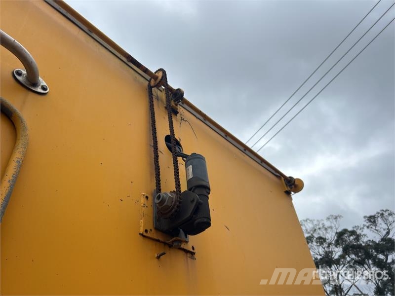  Muscat 14.8 m Bogie/A Stag Combination End Dump Tr Tipper trailers