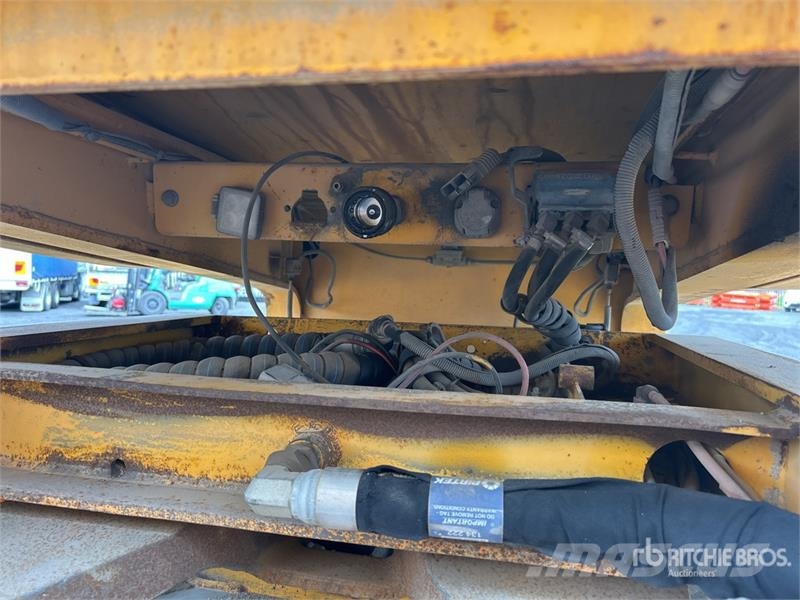 Muscat 14.8 m Bogie/A Stag Combination End Dump Tr Tipper trailers