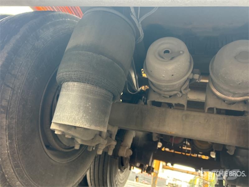  Muscat 14.8 m Bogie/A Stag Combination End Dump Tr Tipper trailers