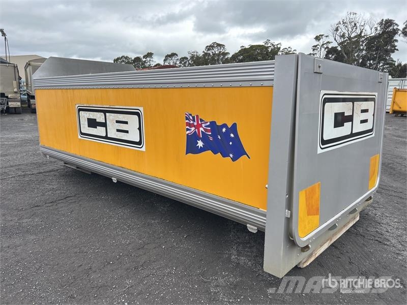  Muscat 4.9m Stag Body Varebiler