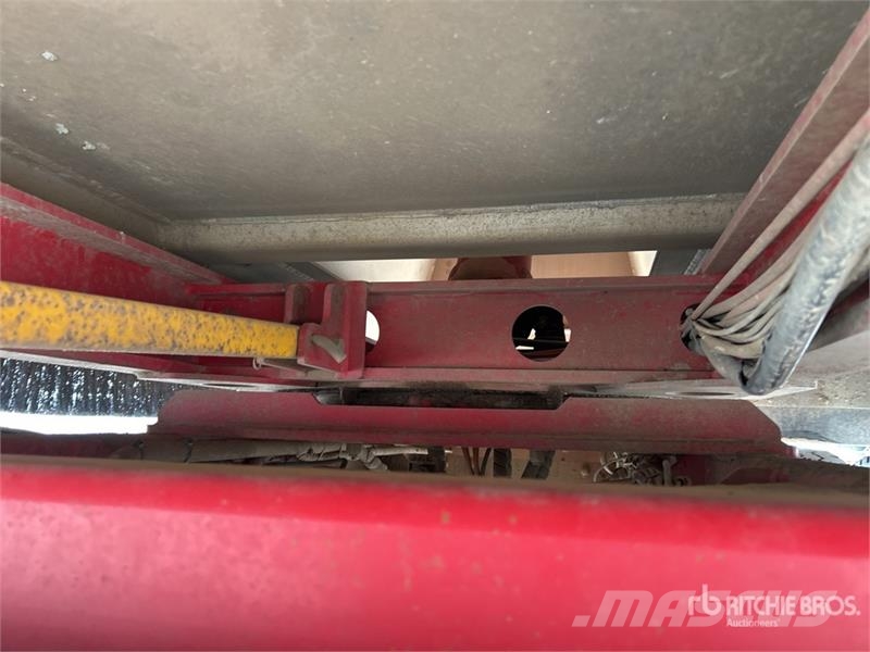 Muscat 7.7 m Quad Dog End Dump Trailer Tipper trailers