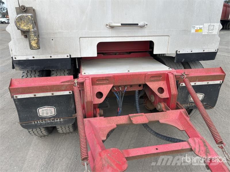 Muscat 7.7 m Quad Dog End Dump Trailer Tipper trailers