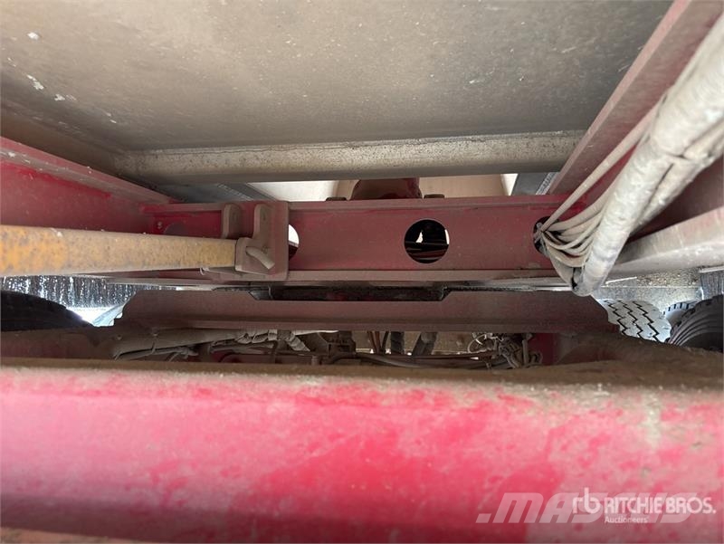  Muscat 7.7 m Quad Dog End Dump Trailer Tipper trailers