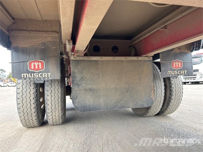 Muscat 7.7 m Quad Dog End Dump Trailer Tipper trailers