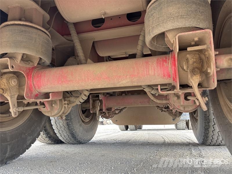  Muscat 7.7 m Quad Dog End Dump Trailer Tipper trailers