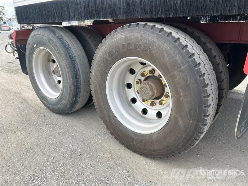 Muscat 7.7 m Quad Dog End Dump Trailer Tipper trailers