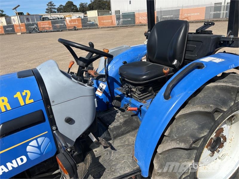 New Holland Boomer 35 4WD Tractor Traktorid