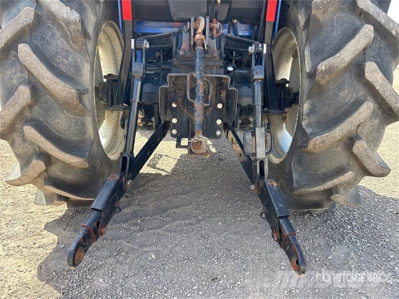 New Holland Boomer 35 4WD Tractor Traktorid