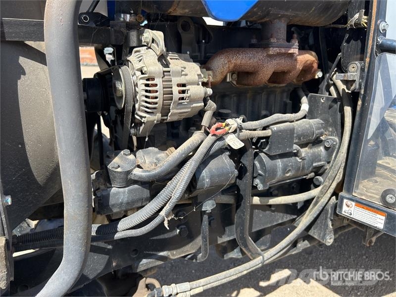 New Holland Boomer 35 4WD Tractor Traktorid