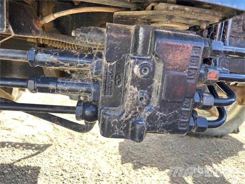 New Holland Boomer 35 4WD Tractor Traktorid
