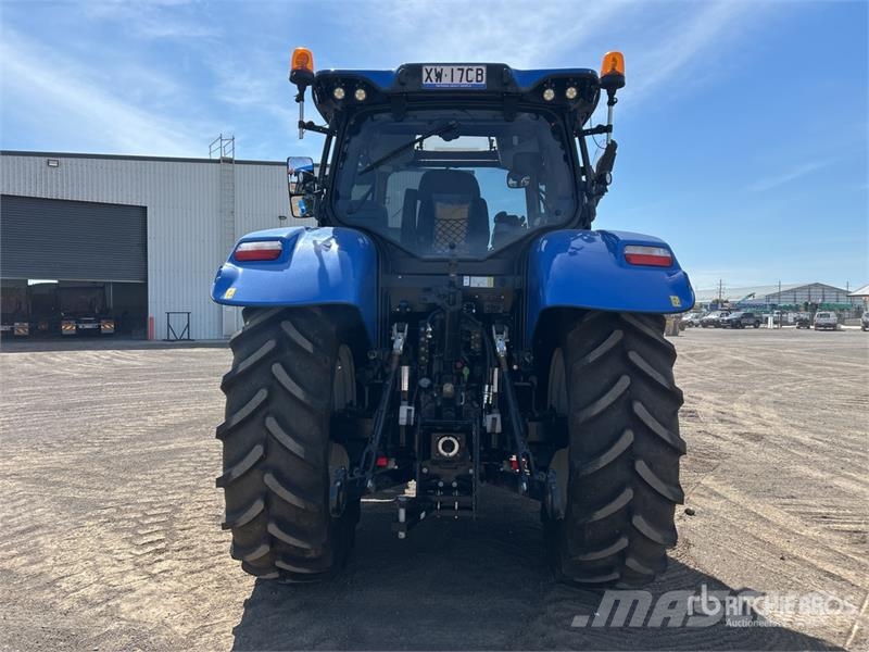New Holland T6.145 4WD Tractor Traktory