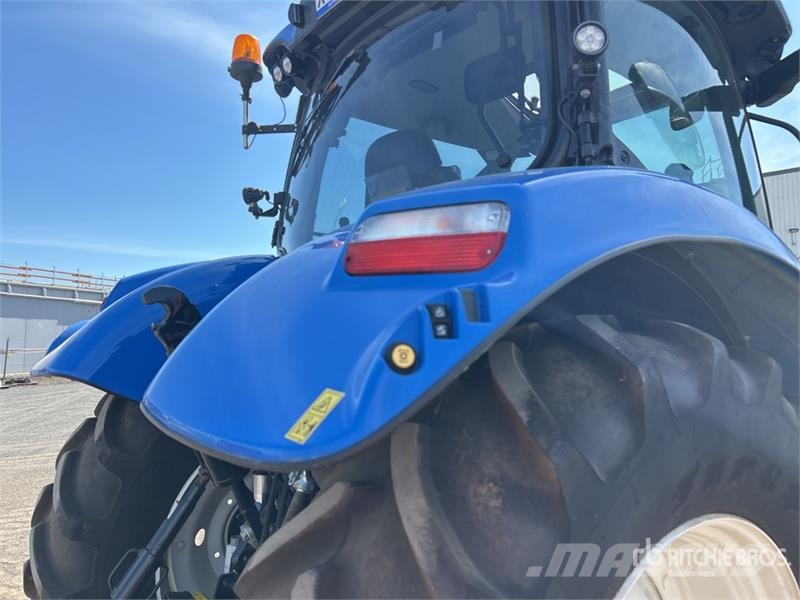 New Holland T6.145 4WD Tractor Traktory
